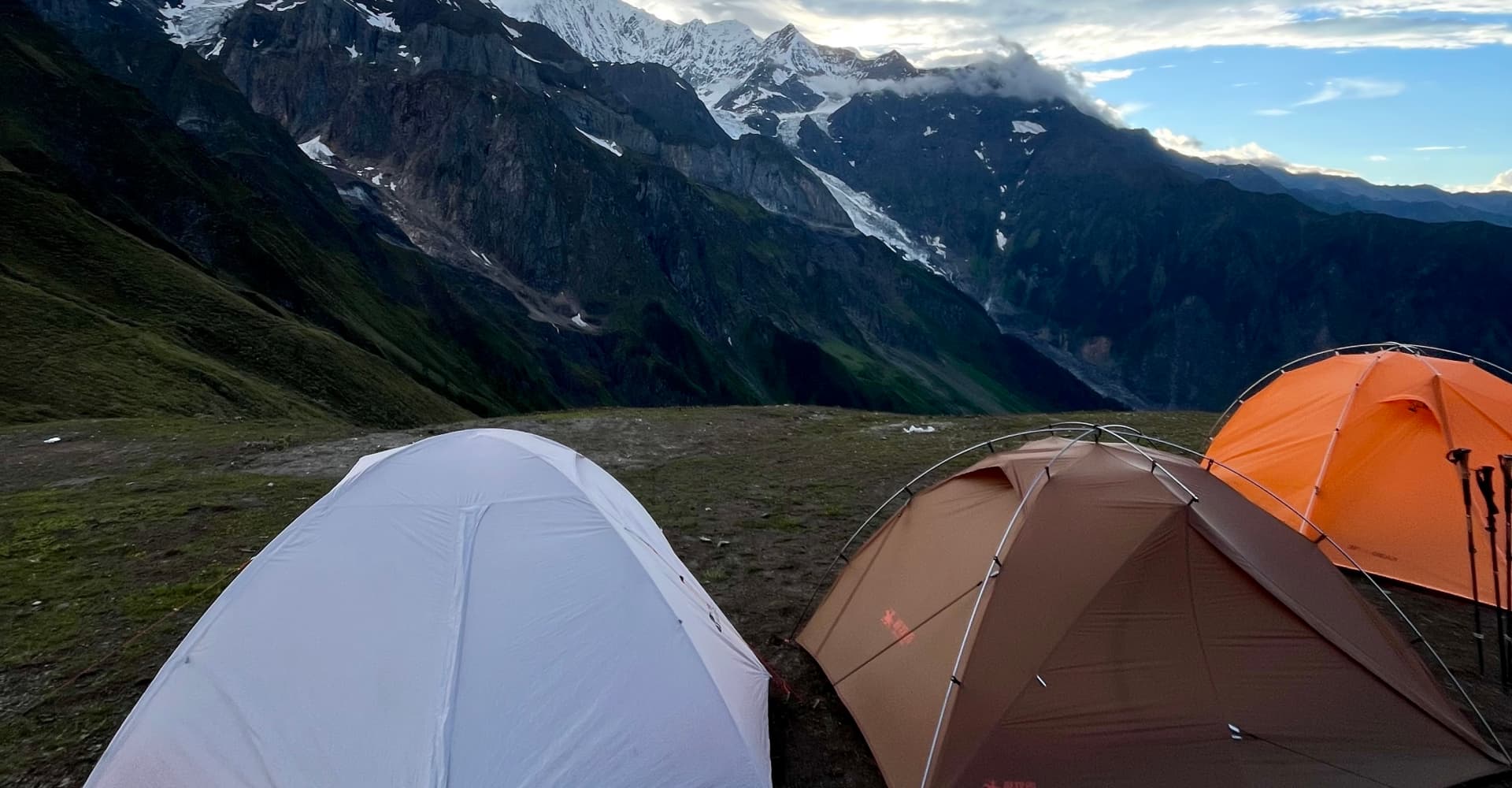 Dome, Tunnel, or Geodesic? A Look at Modern Tent Designs